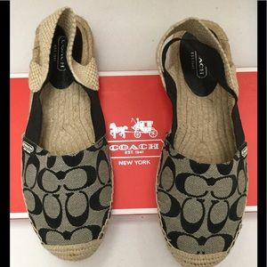 Coach Black/Sand Flat